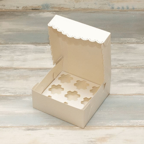Коробка для 9 капкейков (VM) с кружевом и кружочками, цвет - белый