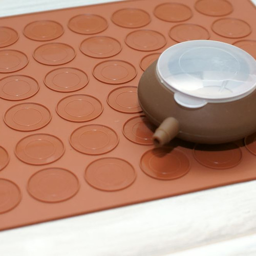 Силиконовый коврик для макаронс с дозатором, цвет - коричневый, 30 х 40 см