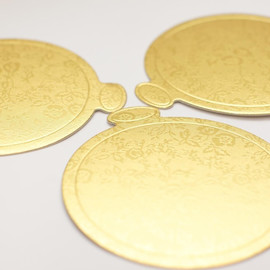 Плотная подложка для десерта - круглая с узором, цвет - золотой (9см)