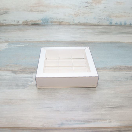 Коробка для 9 конфет (VM) с прозрачной крышкой, цвет - белый