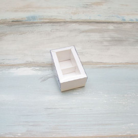 Коробка для 2 конфет (VM) с прозрачной крышкой, цвет - белый