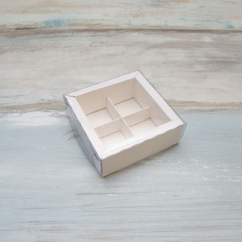 Коробка для 4 конфет (VM) с прозрачной крышкой, цвет - белый
